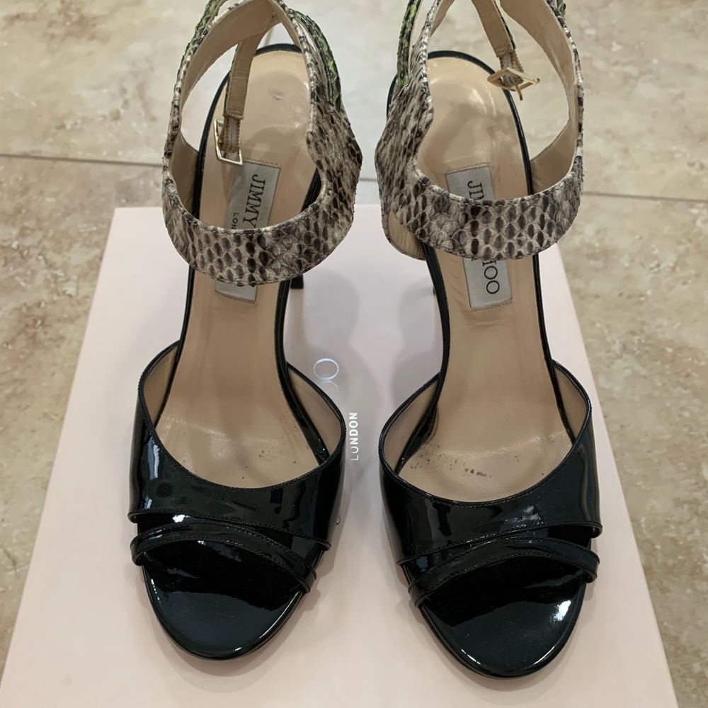 JIMMY CHOO A very elegant and excellent condition jimmy choo sandals